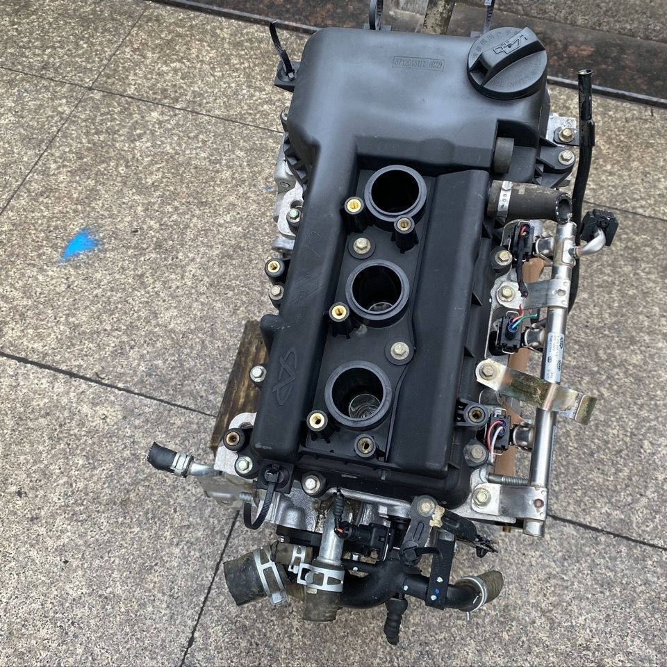 适用 奇瑞 旗云1 m1 a1 f0 熊猫 三缸 新qq 瑞琪 371 1.0 发动机