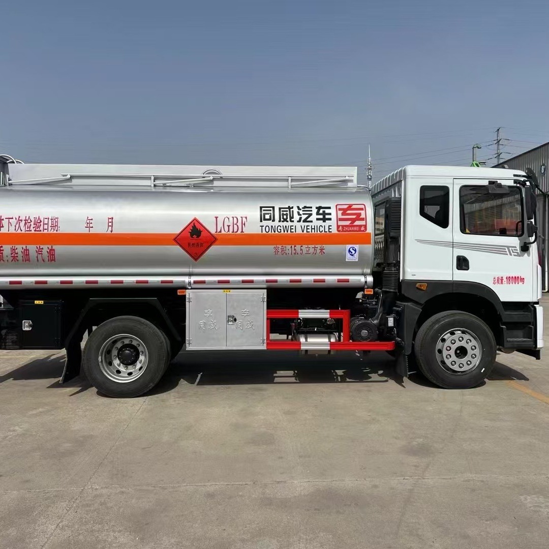 国六东风流动式加油车 液体运输半挂车油罐车 外贸出口大型运油车