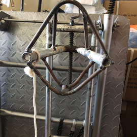 剪羊毛固定架输液器控制养殖剪毛机电动羊兽用支架固定件种羊配种