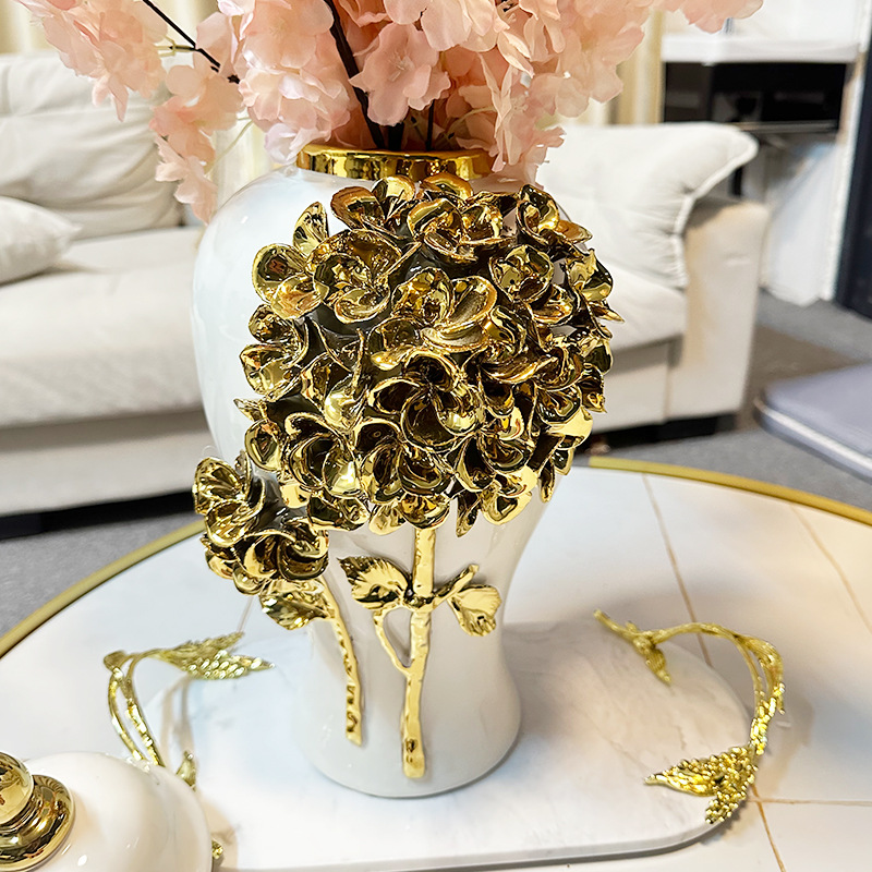 European Entry Lux Ceramic Handmade Decals General Bottle Electroplating Golden Flower Arrangement Vase Model Room Entrance Living Room Decoration