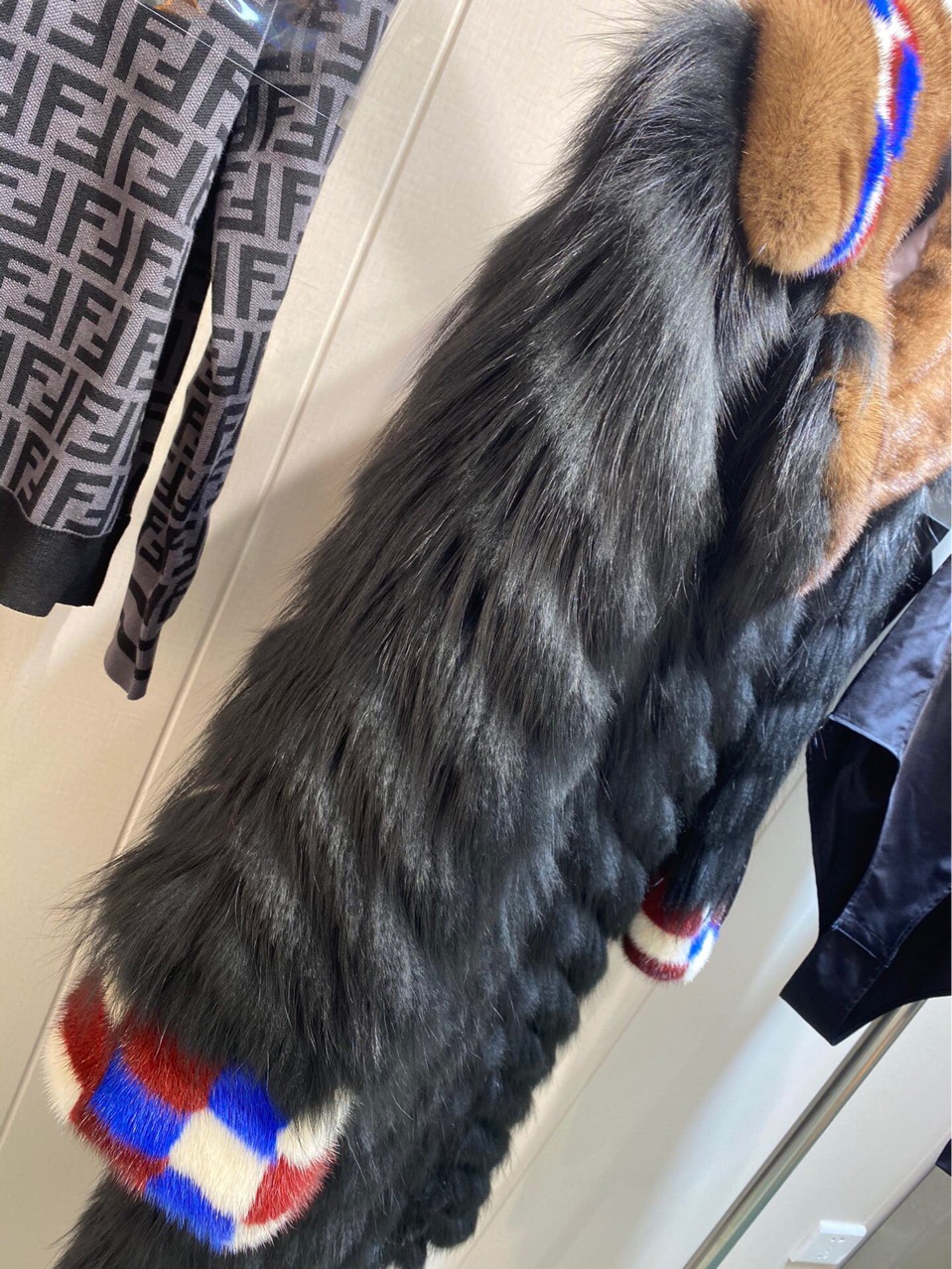 2020年冬季走秀款进口蓝狐拼接水貂毛翻领宽松长款气质通勤皮草