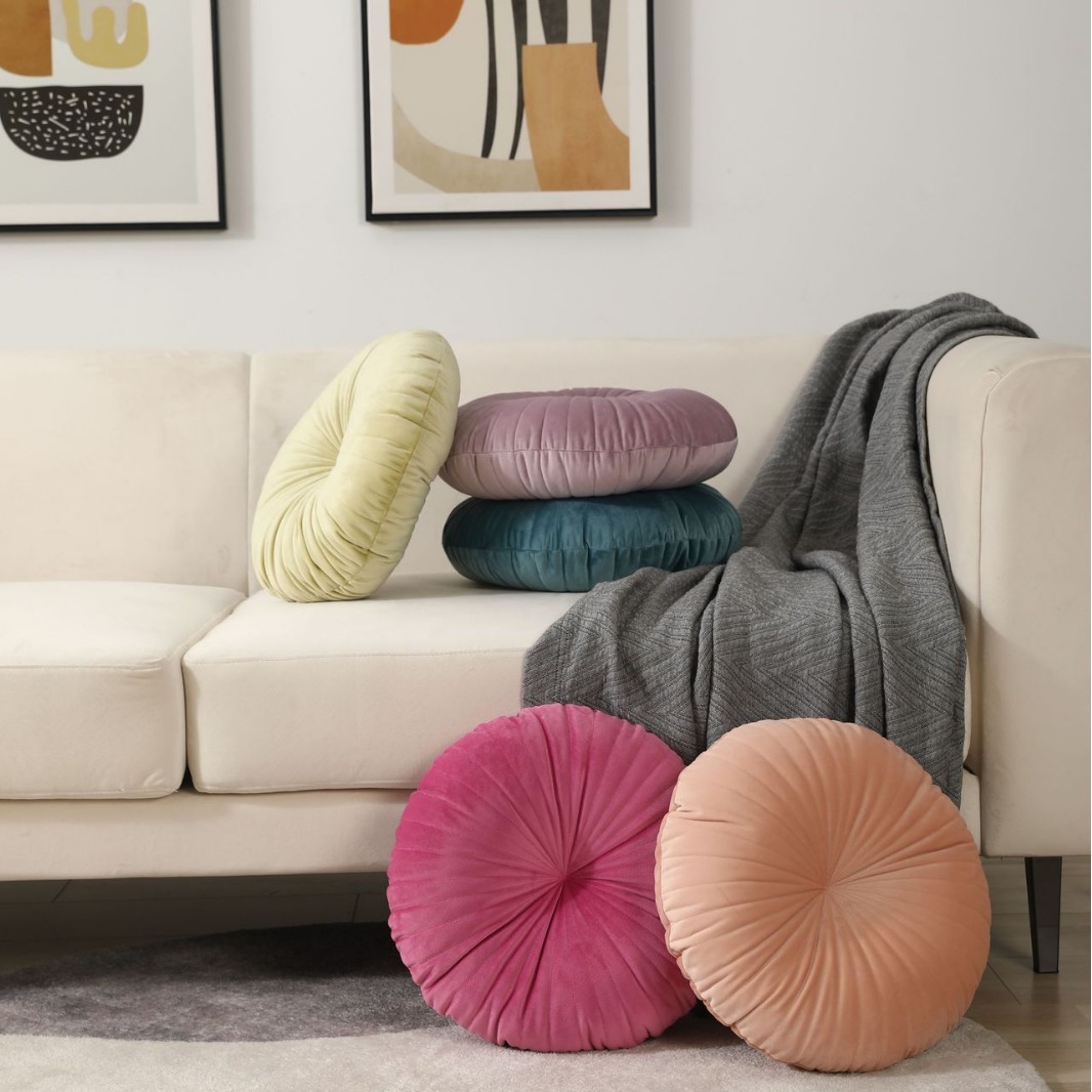 跨境爆款纯色天鹅绒南瓜沙发靠枕车轮形椅垫褶皱圆形靠枕-阿里巴巴
