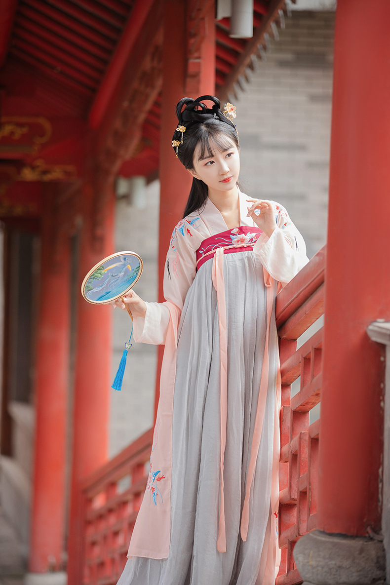 中国风齐胸襦裙刺绣唯美古装汉服成人女复古汉服女装两件套连衣裙