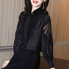 洋气时尚设计感小众黑色衬衫2024春秋新款刺绣泡泡长袖镂空上衣女