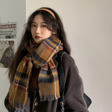 格子围巾女冬季韩版2022披肩两用春秋百搭保暖加厚款英伦经典