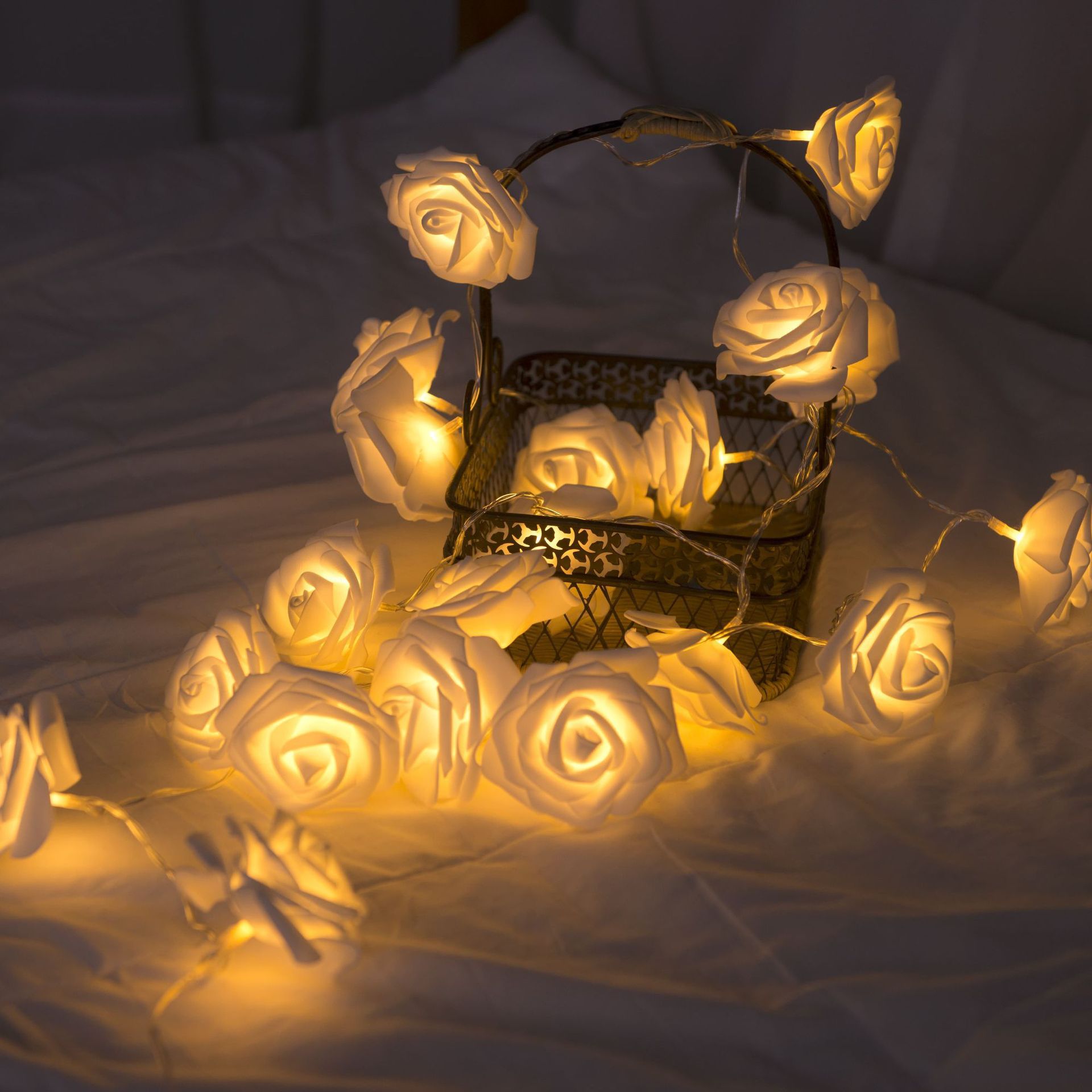 led玫瑰灯串 仿真玫瑰 生日节日婚礼庆典 房间庭院酒吧装饰