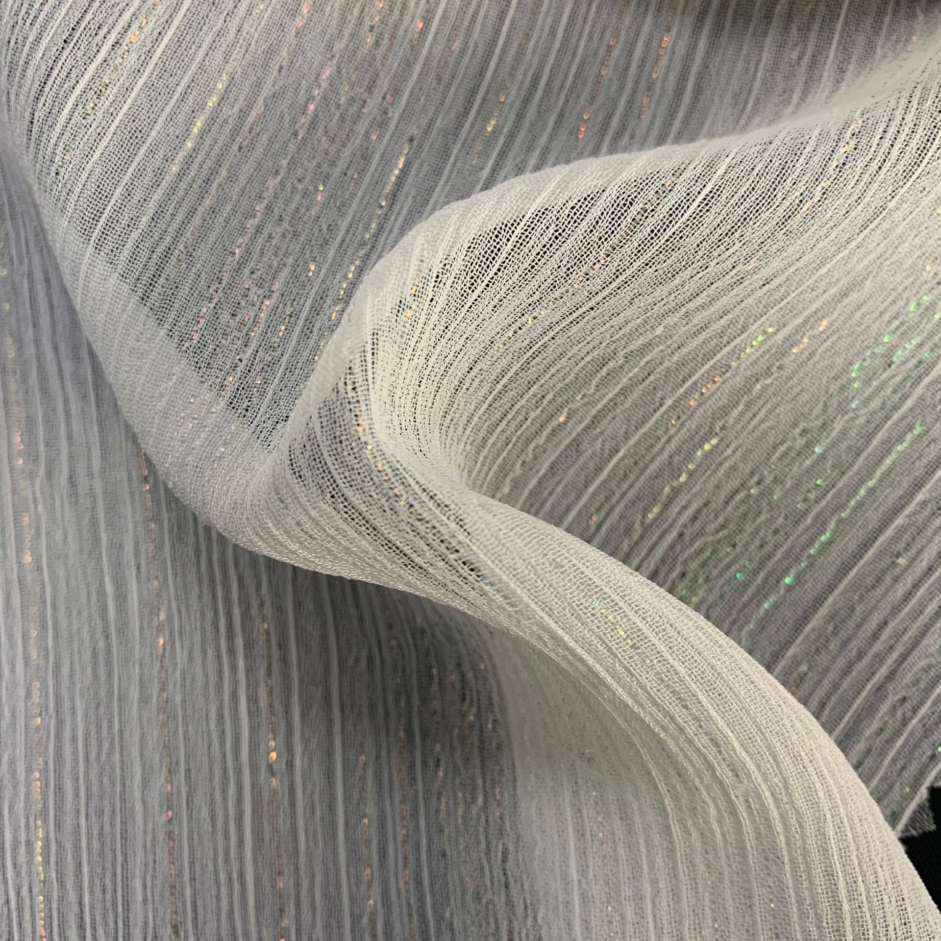 银丝雪纺绉 化纤高档面料 时尚服装铺料 雪纺面料 连衣裙衬衫面料