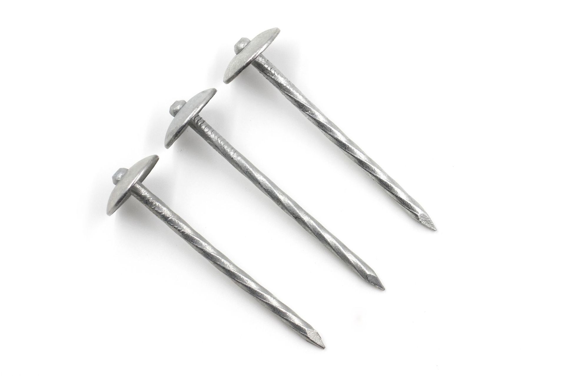 工厂批发定制 镀锌麻杆伞帽瓦楞钉 大伞帽铁钉 各种规格