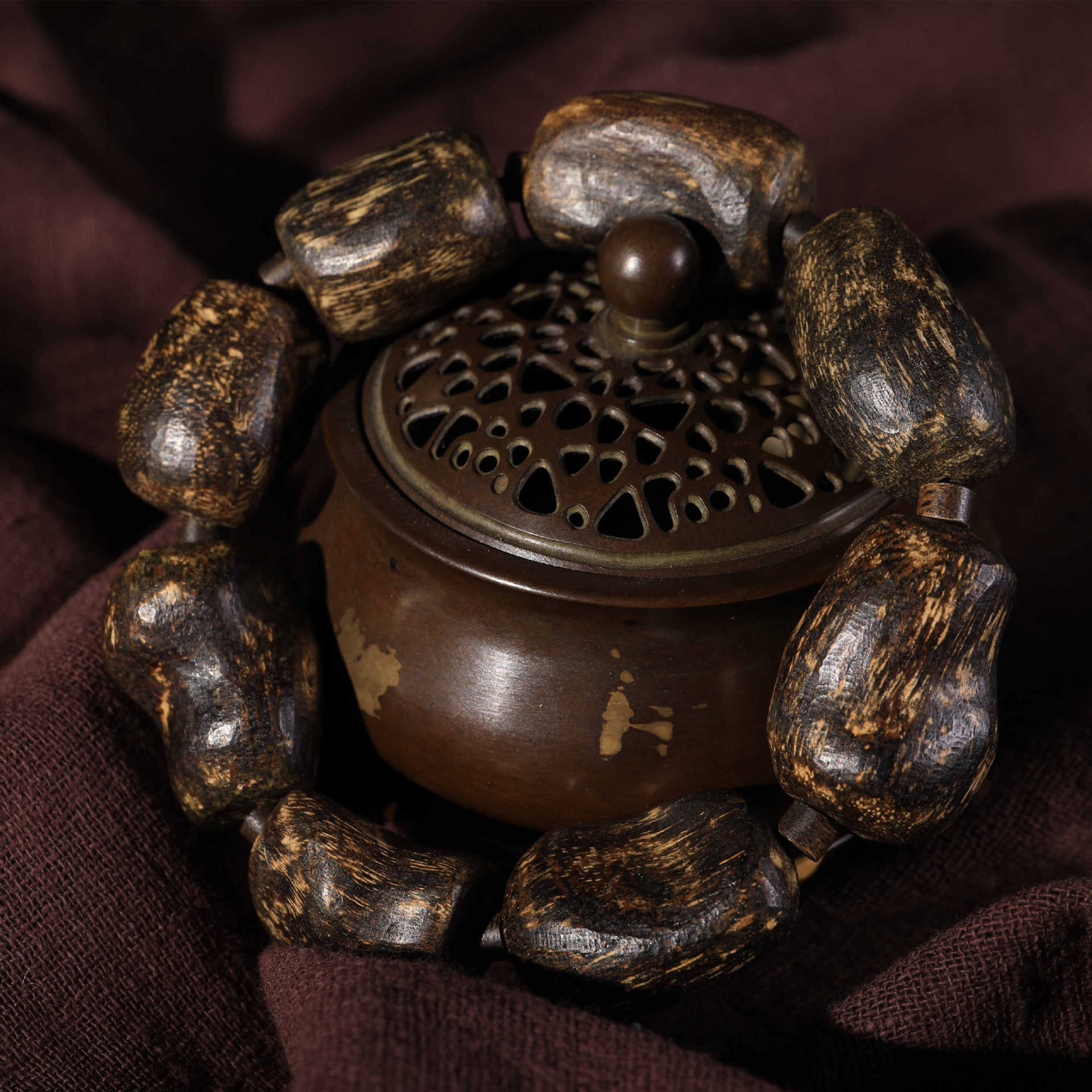 附证书越南芽庄随型沉香手串瘤疤黑油老料沉水级黑棋楠奇楠沉香