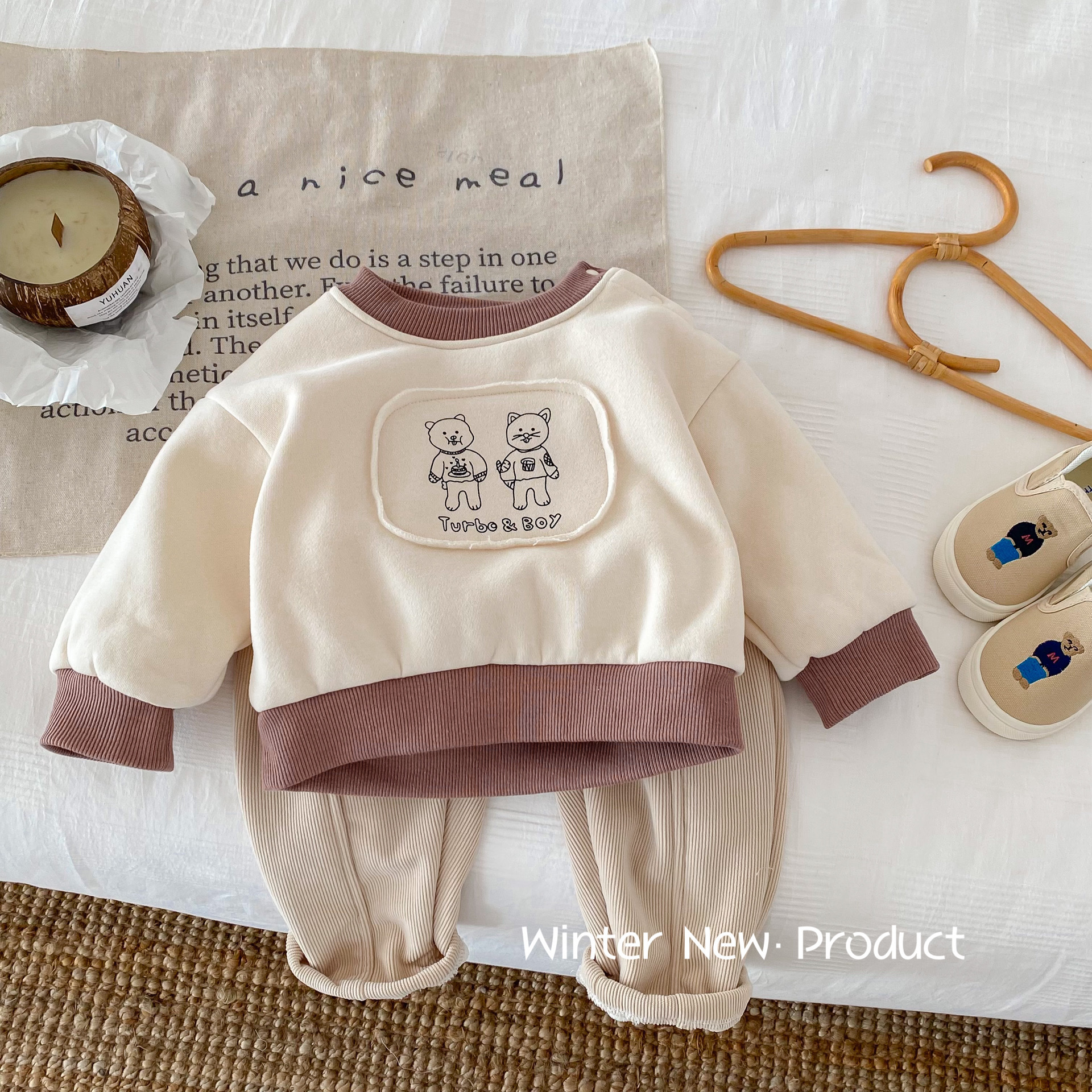 【清仓不退不换】冬季韩国童装男童贴布小熊套头衫ay