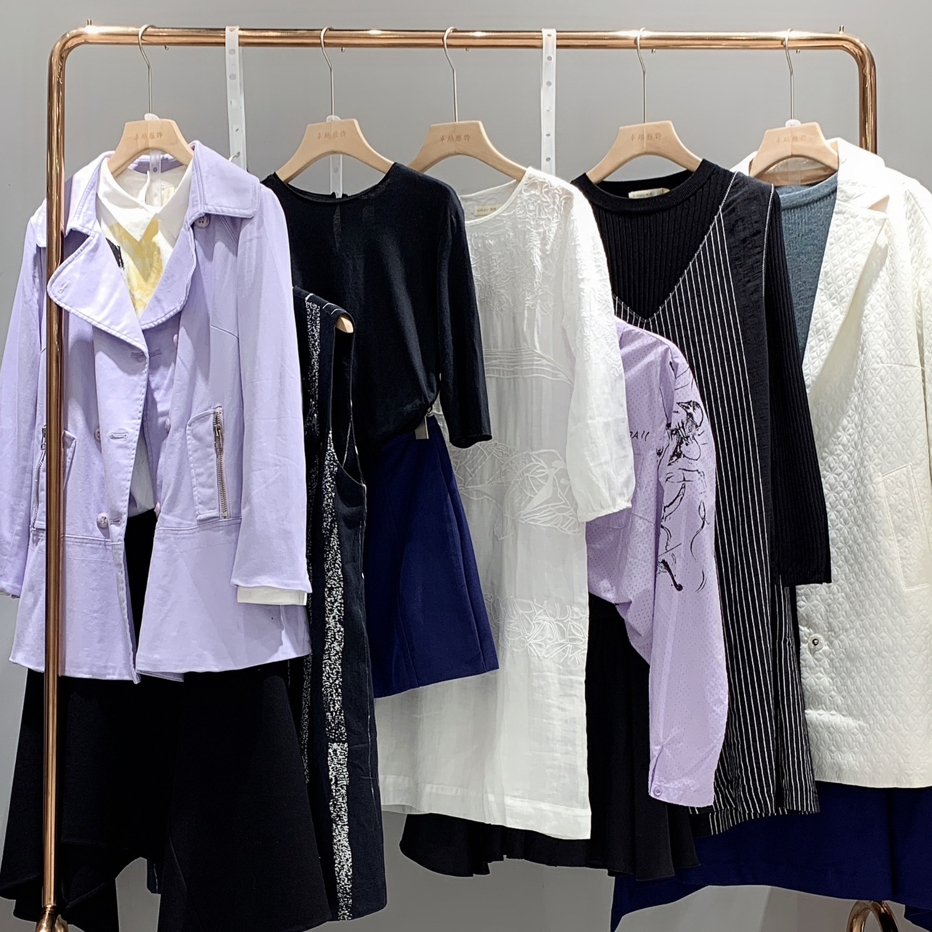 熙然女装春装2021新款品牌女装大棉衣专柜撤柜潮牌折扣专柜清仓批