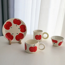ins高颜值手绘苹果陶瓷马克杯小众设计情侣咖啡杯儿童牛奶杯盘子