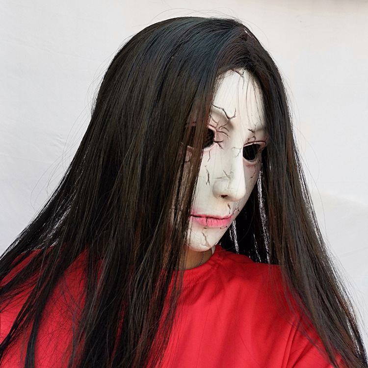 红衣女鬼面具鬼屋道具万圣节气氛道具节日整蛊吓人乳胶面具工厂
