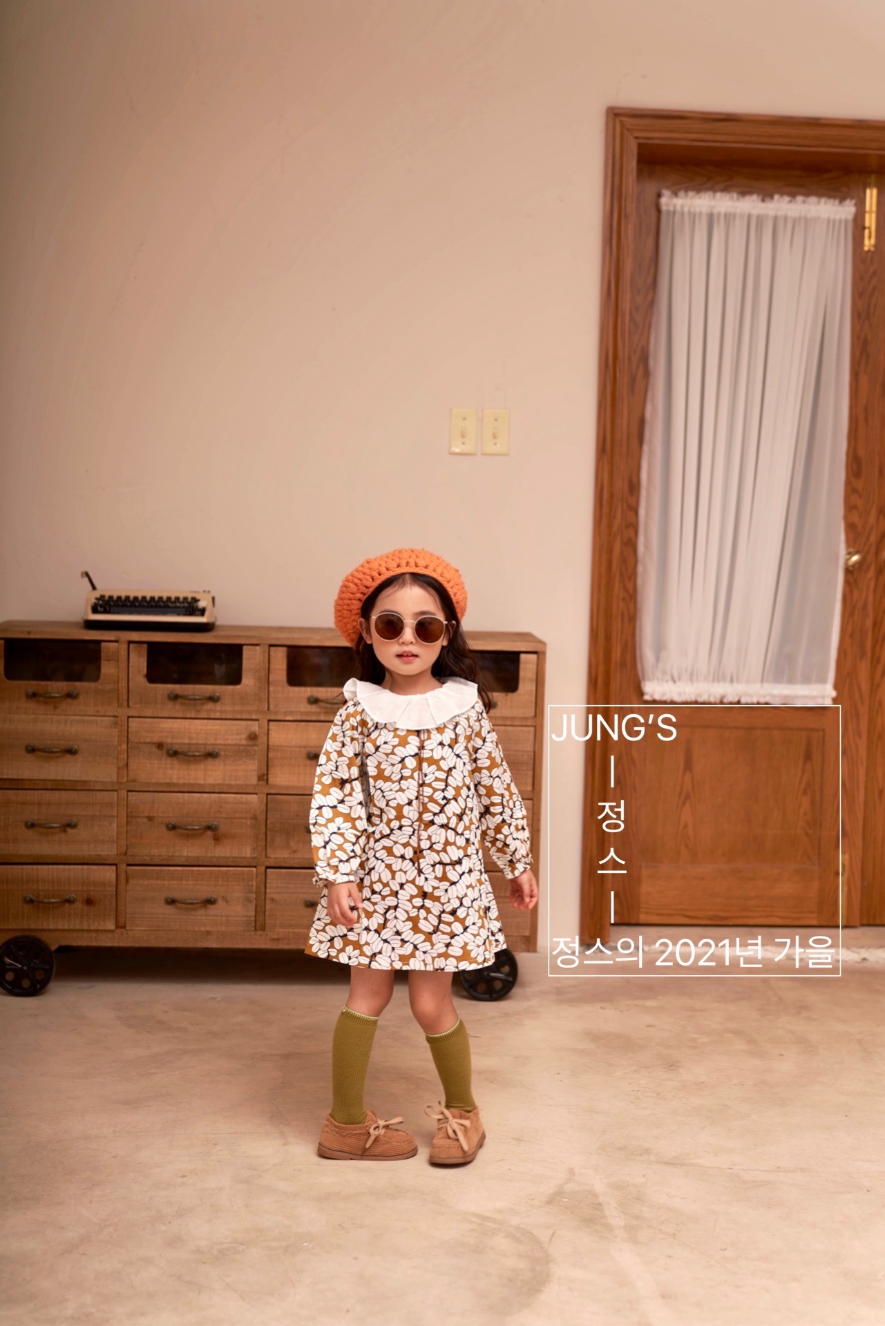 qikaqika秋冬2021新款ins款韩国童装碎花潮范长袖衬衫女童连衣裙