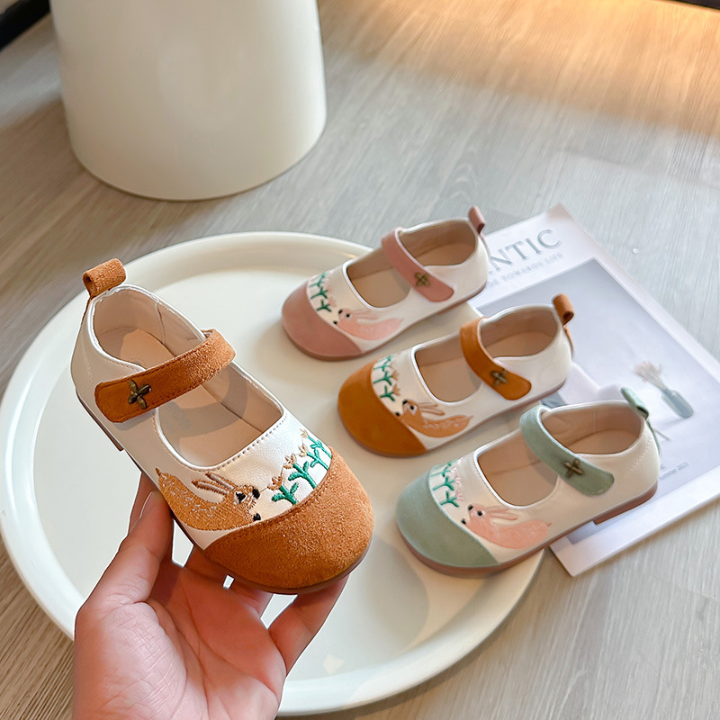 princess shoes for girls spring and autumn 2024 new soft bottom baby birkenstock children‘s single-layer shoes lightweight rabbit casual sneakers