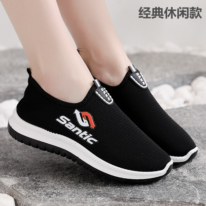 Old Beijing Cloth Shoes for Women Spring New 2021 Foreign Trade Women's Shoes Flat Casual Sneaker Middle-Aged Mom Pumps