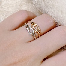高版本麻花马蹄扣戒指女个性指环镶钻简约高级感轻奢批发代发