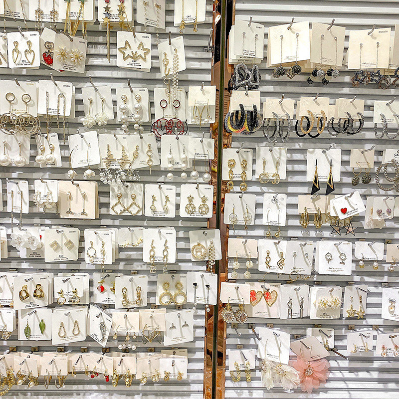 30一斤小饰品义乌小商品市场耳环年新款潮耳钉耳饰女一斤批发