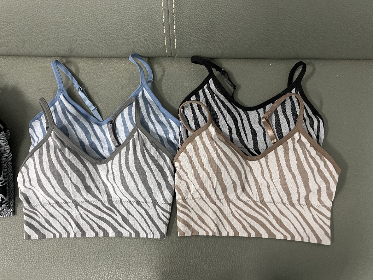 网红热销斑马纹乳胶内衣女大u吊带美背抹胸瑜伽运动背心裹胸-阿里巴巴