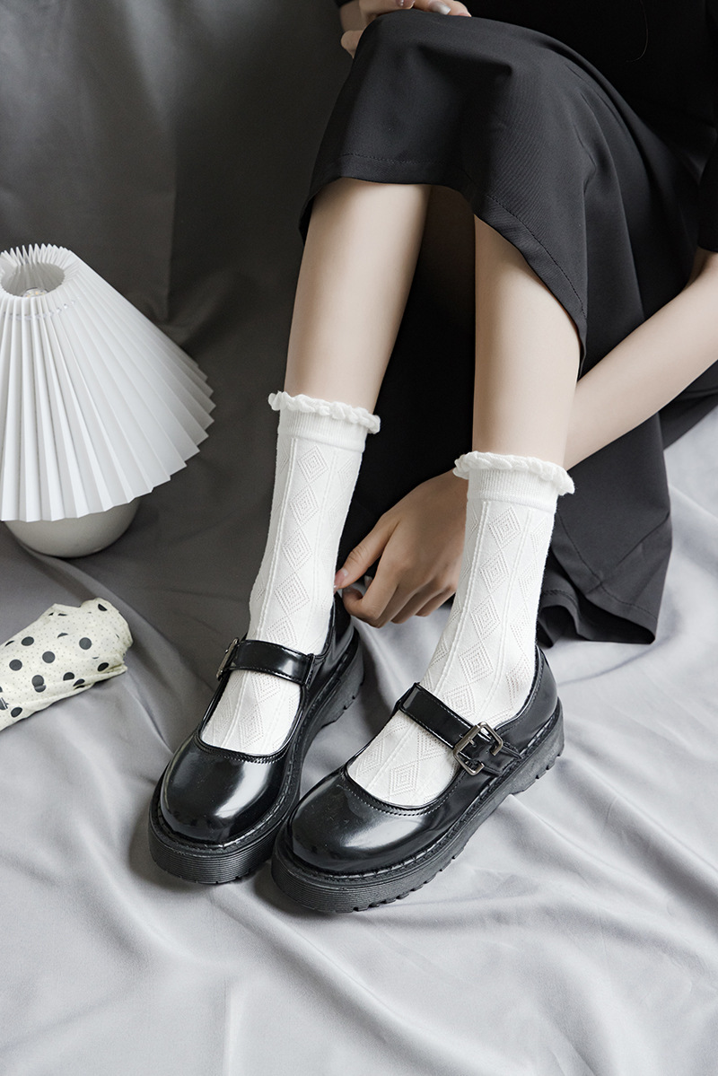 春秋新款白色袜子女jk花边女袜洛丽塔中筒袜可爱日系潮袜ins