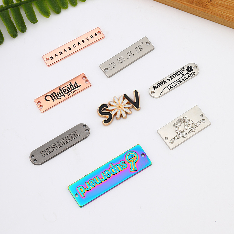 Factory Direct Sales Metal Rectangular Signs Perforated Stitching Clothing Bags Trademark Accessories Hardware Nameplate