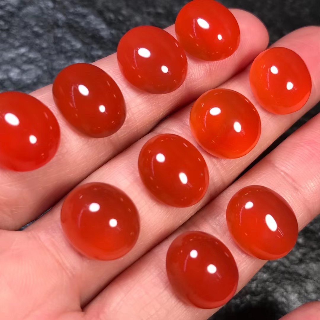 厂家批发 天然原矿保山冰红戒面 红润高冰起荧光 南红戒面高品质