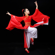 女童古风扇子舞伞舞红色古装小女孩汉服灯火里的中国风演出服
