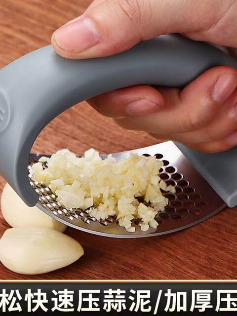 304 stainless steel manual ring garlic press garlic garlic clay artifact pounding garlic household kitchen garlic garlic tool peeling