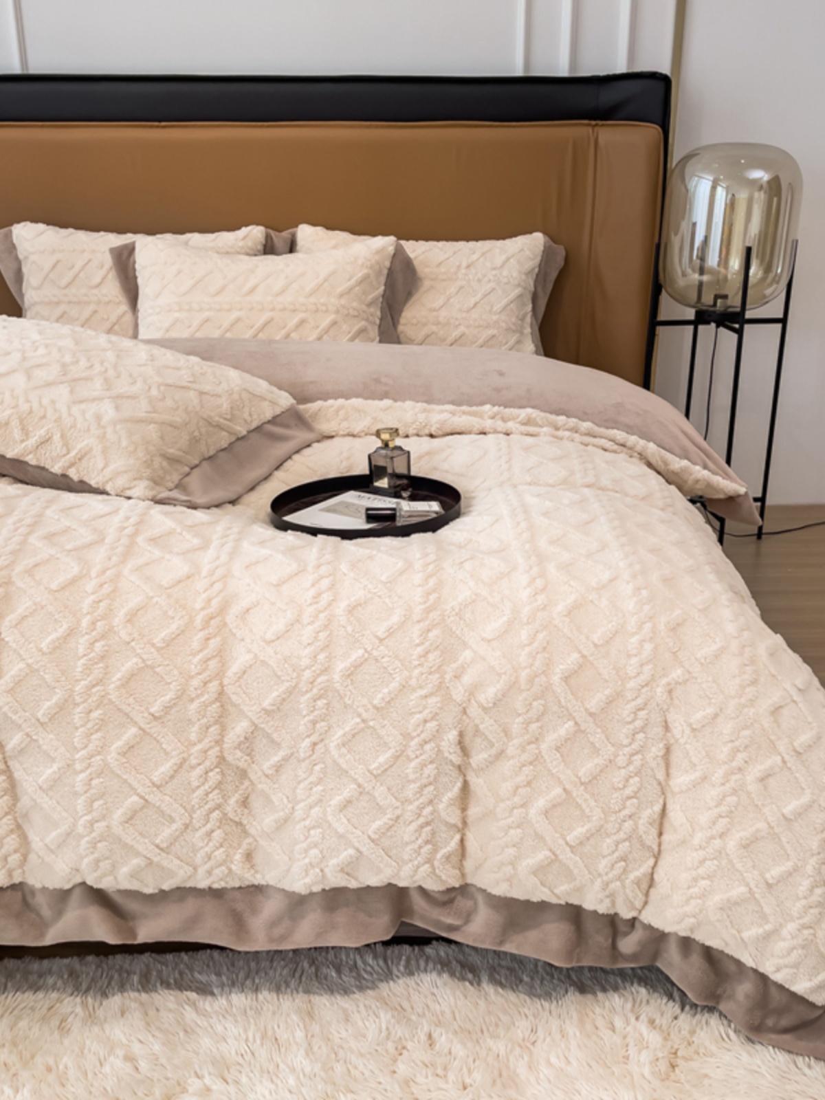 WINTER THICKENED MILK VELVET TAFFETA FOUR-PIECE SET FITTED SHEET DOUBLE-SIDED VELVET CORAL VELVET COVER BED SHEETS THREE-PIECE SET OF SIX