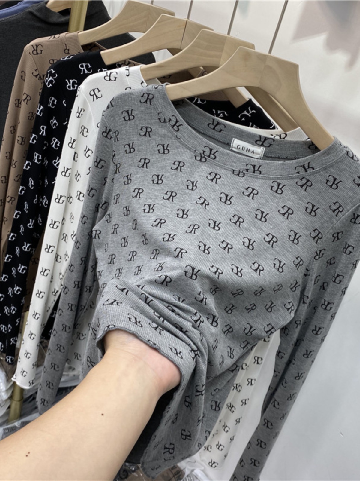 FOREIGN TRADE ORIGINAL ORDER WITHDRAWAL TAIL GOODS EUROPEAN GOODS SPRING AND AUTUMN KOREAN VERSION NET RED LETTER PRINT HONG KONG STYLE LONG SLEEVE T-SHIRT WOMENS UNDERSHIRT