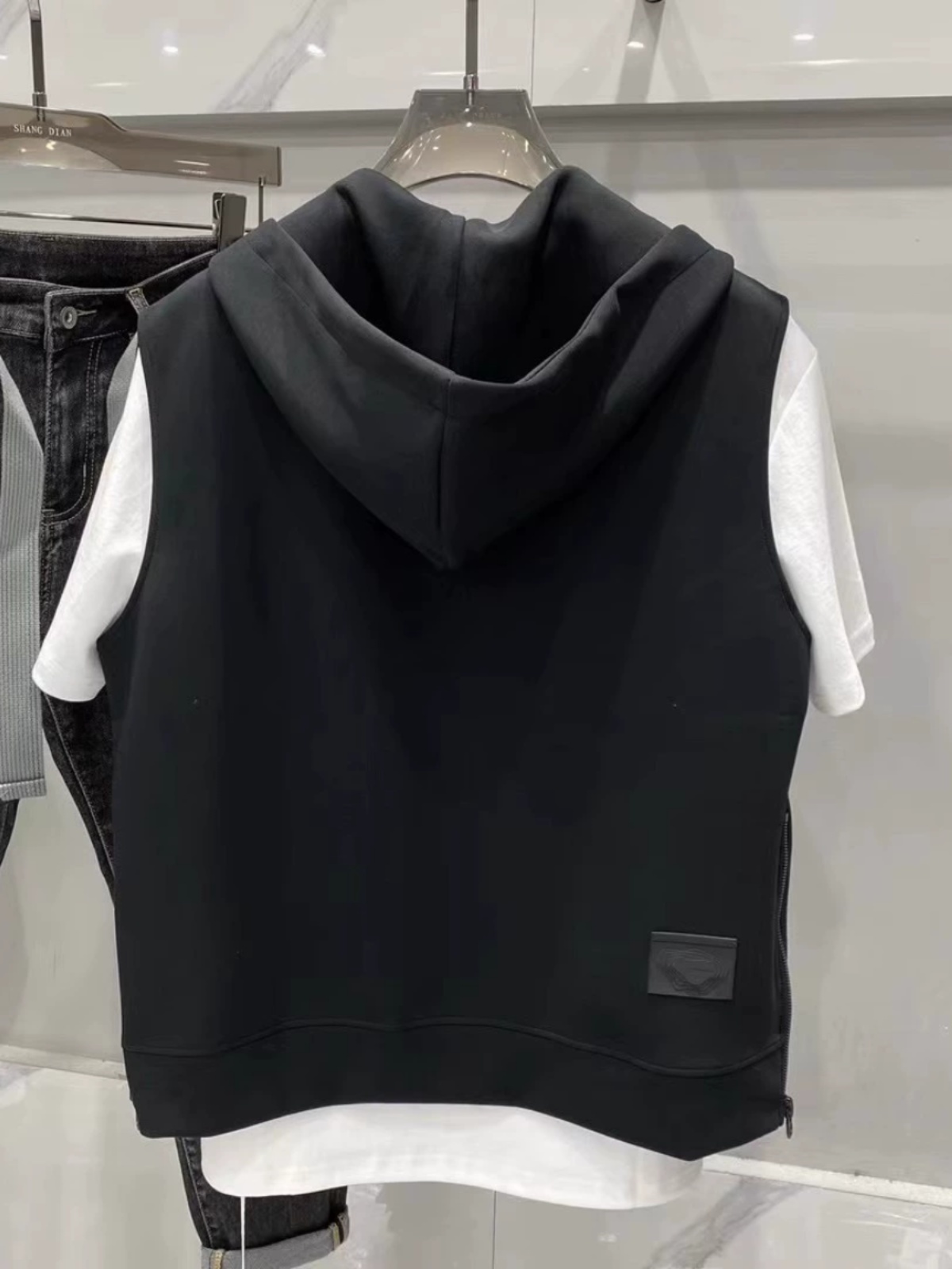 2023 AUTUMN NEW MENS SIMPLE AND VERSATILE SOLID COLOR SLEEVELESS HOODED VEST JACKET KOREAN VERSION LOOSE CASUAL TOP