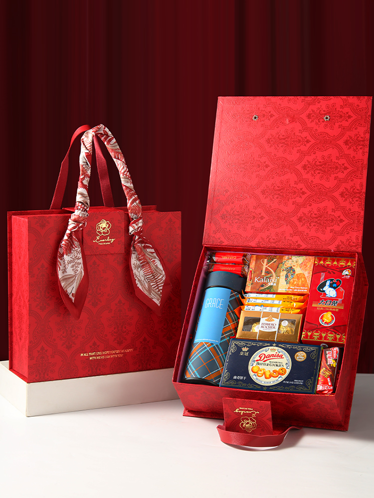 ของขวัญฉลองพระจันทร์เต็มดวง, ของขวัญวันเกิดเด็ก, กล่องของขวัญสำหรับวันเกิดครบ 10 ปี, ไข่ฉลองการเกิดของทารก, เค้กแต่งงานสำเร็จรูปสำหรับฉลอง 100 วัน