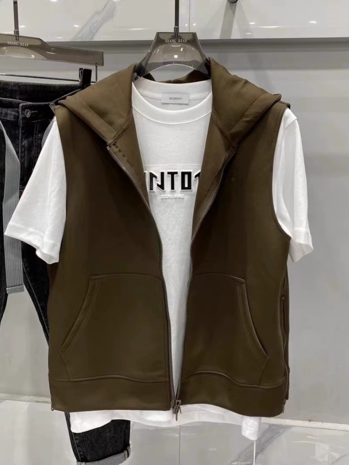 2023 AUTUMN NEW MENS SIMPLE AND VERSATILE SOLID COLOR SLEEVELESS HOODED VEST JACKET KOREAN VERSION LOOSE CASUAL TOP