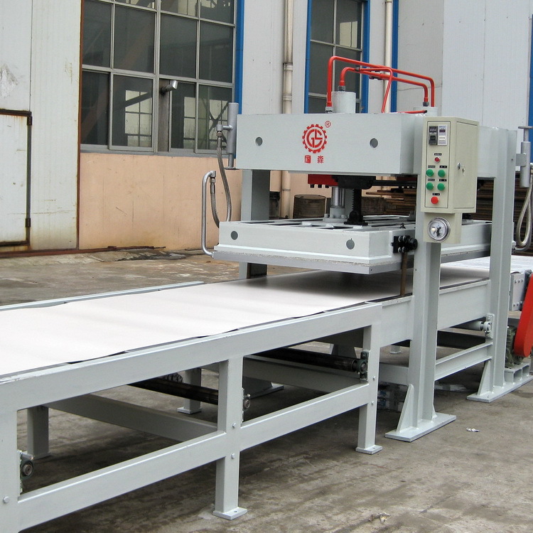 供应120T贴木皮木门热压机全套设备-青岛国森机械