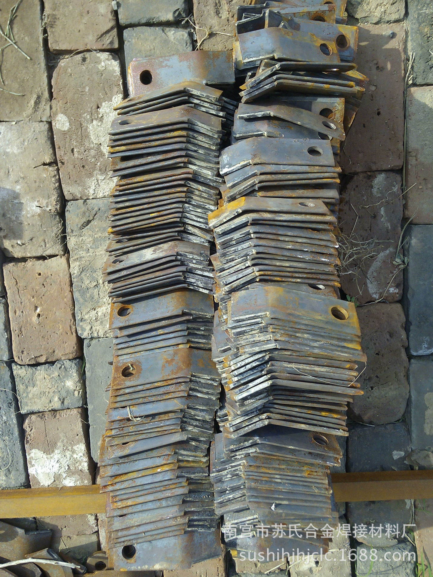 销售正品秸秆还田机刀片（赵县合金弯刀）