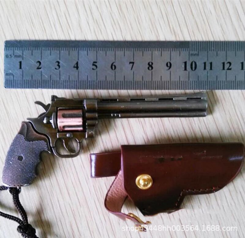 Metal Revolver Crafts Creative Children's Toy Pistol Zinc Alloy Gift Zinc Alloy Crafts Brass