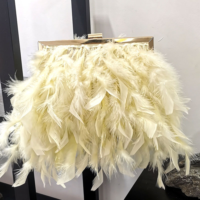 2024 Trendy Women's Handbag, Furry Shoulder Bag, Handbag, Tassel Fashion Bag, Spring/Summer Style, Versatile Crossbody/Handbag, New Arrival