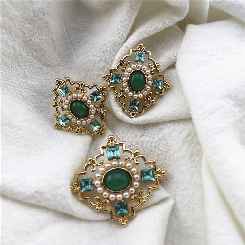 Victoria Emerald Pearl European and American Vintage Brooch Corsage 925 Silver Pin Earrings Set