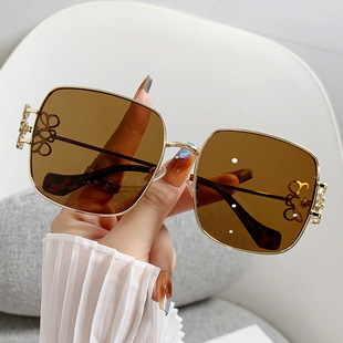 Square Large Frame Butterfly Sunglasses Cross-border Trendy Hollow High-end Fashion Women's Sunscreen Sunglasses UV Protection