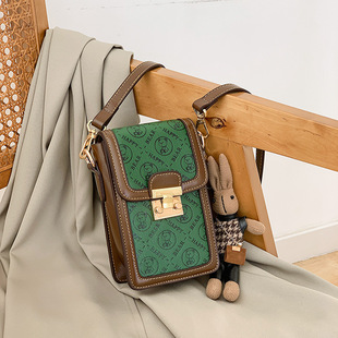 2024 New Summer Fashion Casual Mobile Phone Bag High-end Sense Niche Ins Super Hot Shoulder Crossbody Bag Small Bag