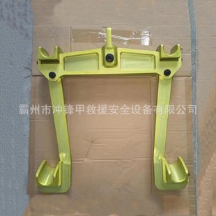 Electric power construction straight-line hook high-voltage wire lifting card insulator clamp with live floating four-hook clamp