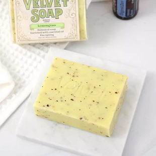 Imported mild skin-friendly deep cleansing soap handmade soap bath soap facial cleansing rose fruity pure vegetable essential oil soap