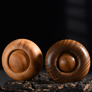 Blood sandalwood African red sandalwood when to turn around the hand piece health ball massage hand to play crafts solid wood handball play