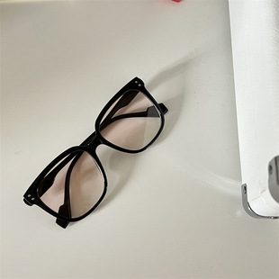 White frame sunglasses women's high-end sense 2023 new sunglasses UV protection square round face suitable glasses large frame