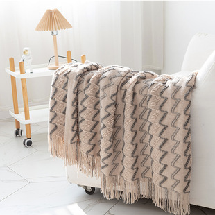 European and American Style Adult Blanket Cover Blanket Leisure Blanket Nap Blanket Thickened Outdoor Absorbent Air-conditioning Blanket Multifunctional Outdoor Tourism