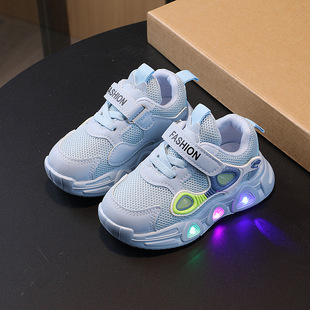 Autumn new bright light sneaker non-slip breathable mesh shoes children LED flashing shoes in stock foreign trade