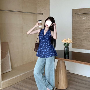 French Retro Sleeveless Neck Hanging Shirt Women's 2025 Summer Design Niche Loose Short Floral Top