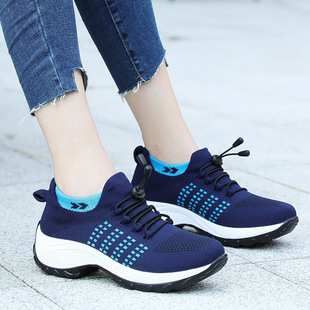 Jinjiang women's shoes thick-soled rocking shoes spring and autumn cross-border plus size sneaker socks shoes mother shoes fly woven breathable casual