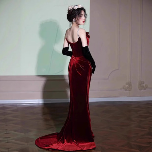 High-End Burgundy Fishtail Toast Dress 2025 New Bridal High-End Velvet Wedding Engagement Dress Suspender