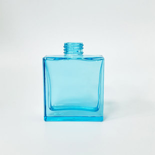 Wholesale 100ml screw gradient aromatherapy square bottle without fire aromatherapy rattan volatile empty bottle household fragrance expansion bottle